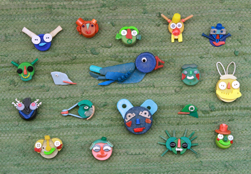 plastic jewellery moki